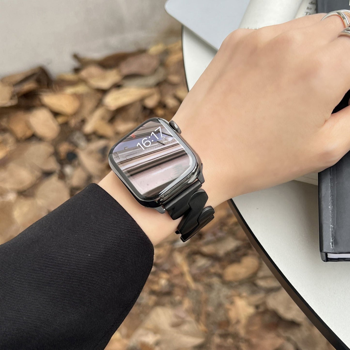 Drama Premium Stainless Steel Apple Watch Band