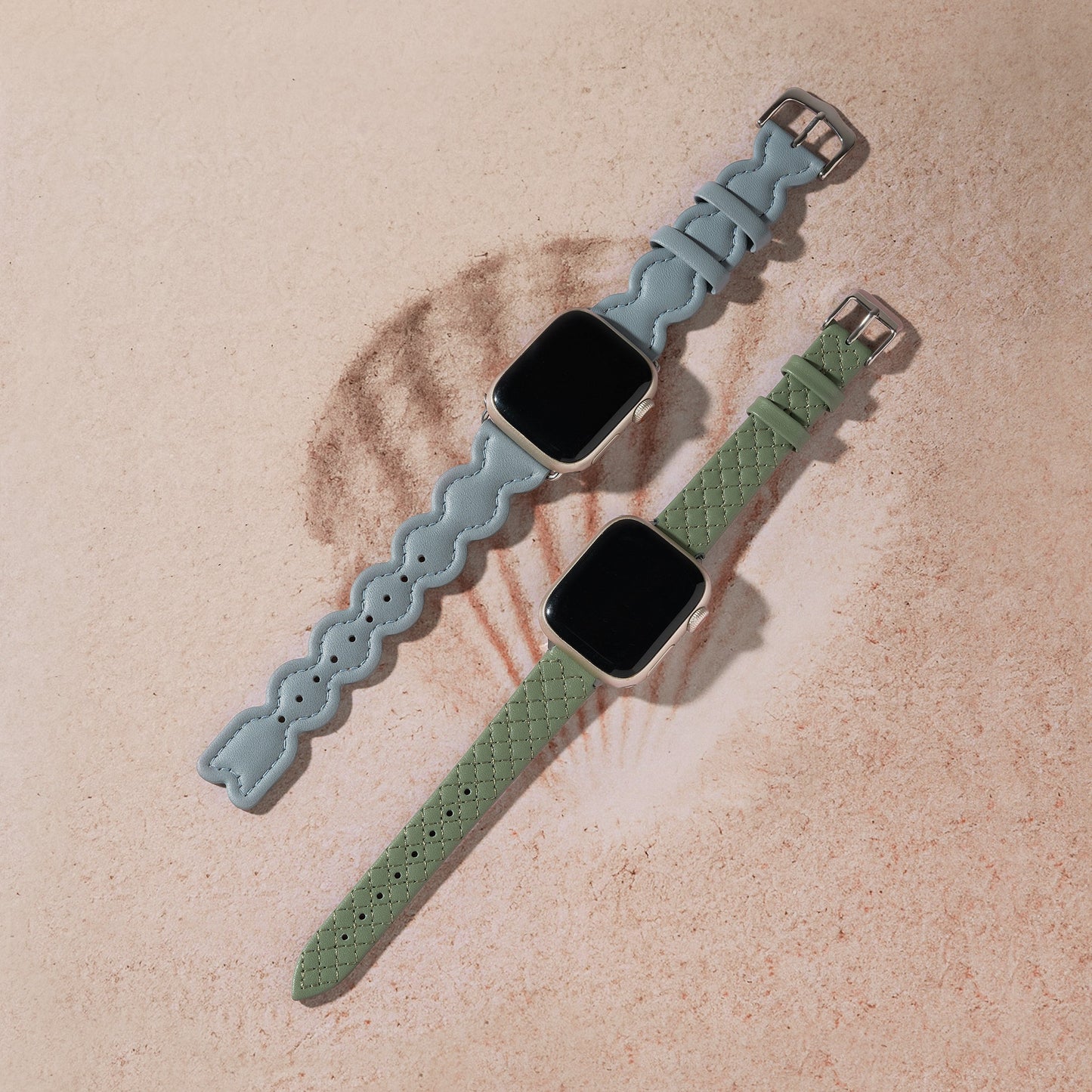 Luxurious Quilted Leather Apple Watch Band – Elegant & Durable