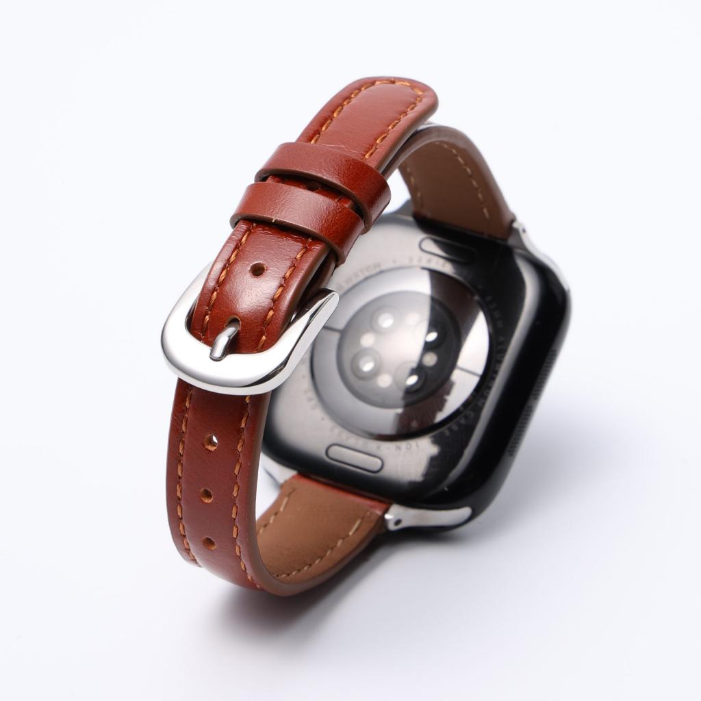 Retro-Inspired Leather Strap for Apple Watch