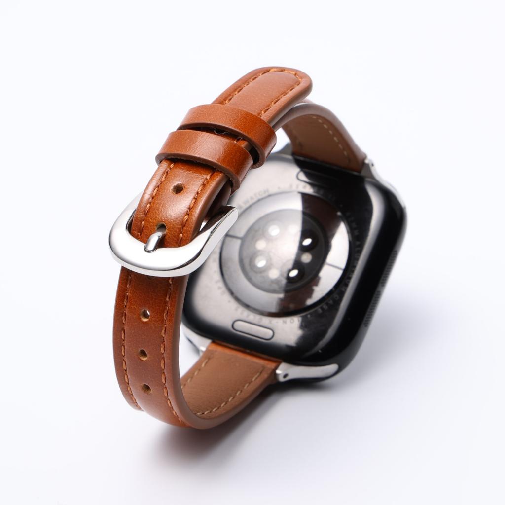 Retro-Inspired Leather Strap for Apple Watch