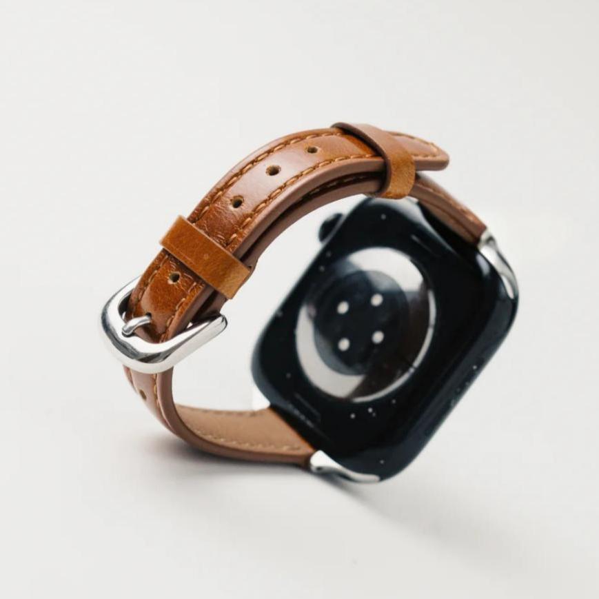 Retro-Inspired Leather Strap for Apple Watch