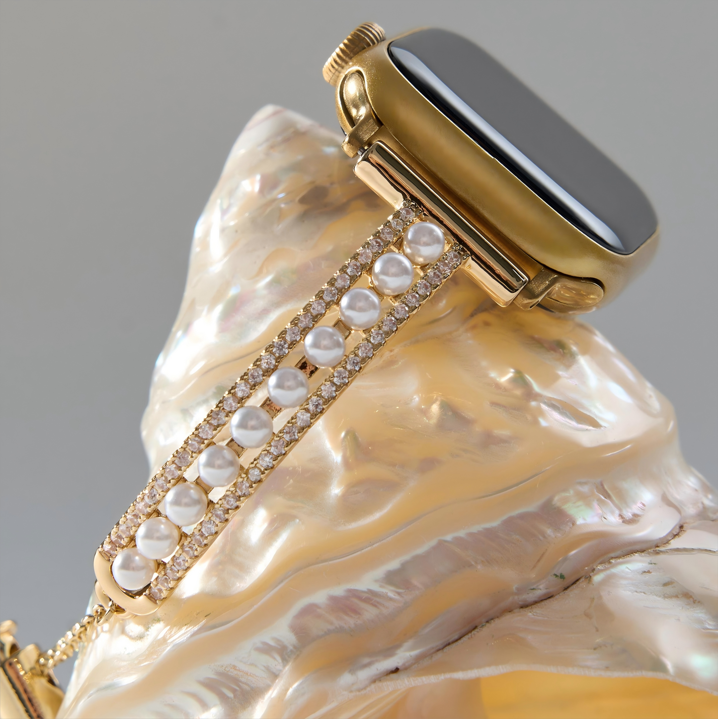 Elegant Pearl-Beaded Copper Band for Apple Watch