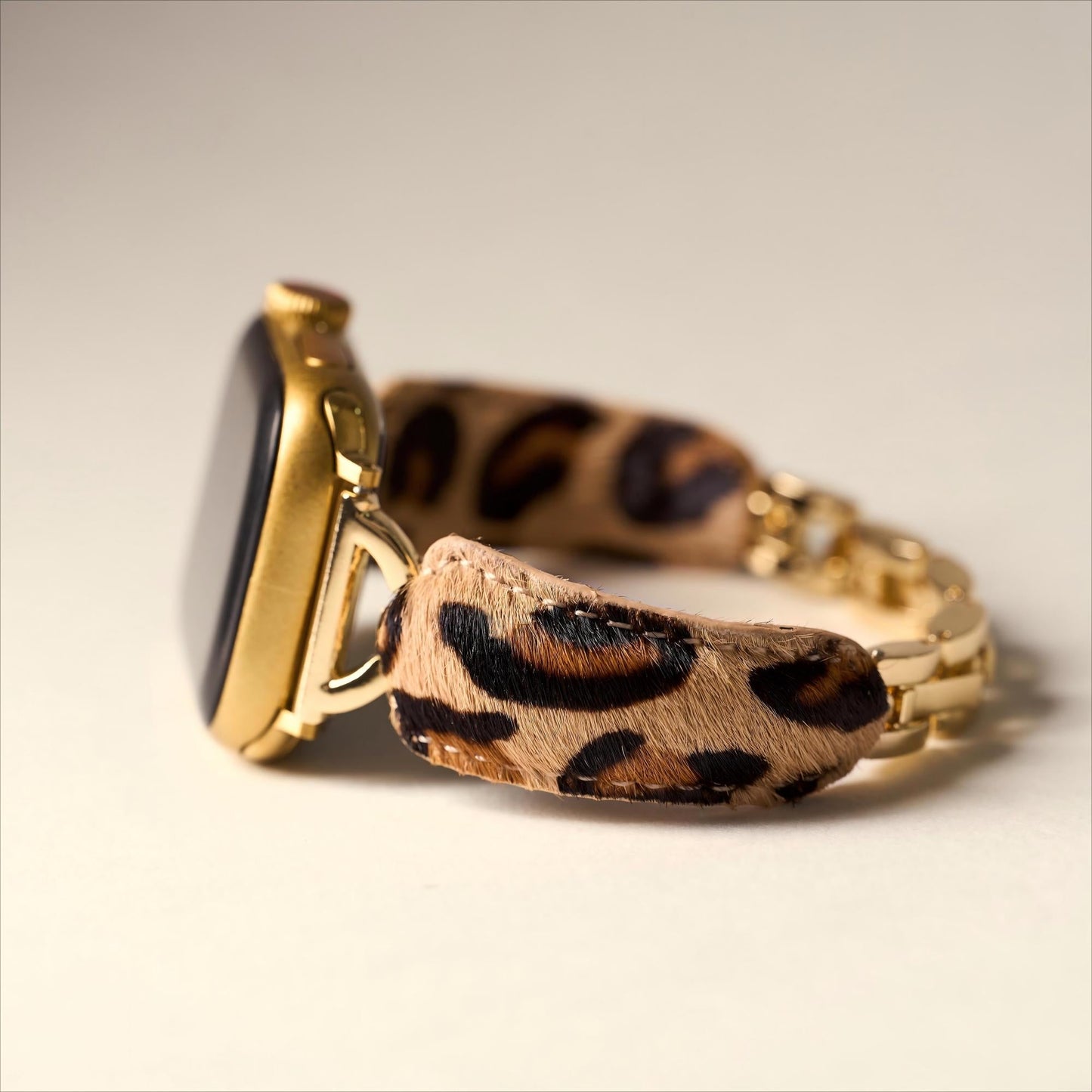 Luxurious Leopard Print Faux-Fur Watch Band