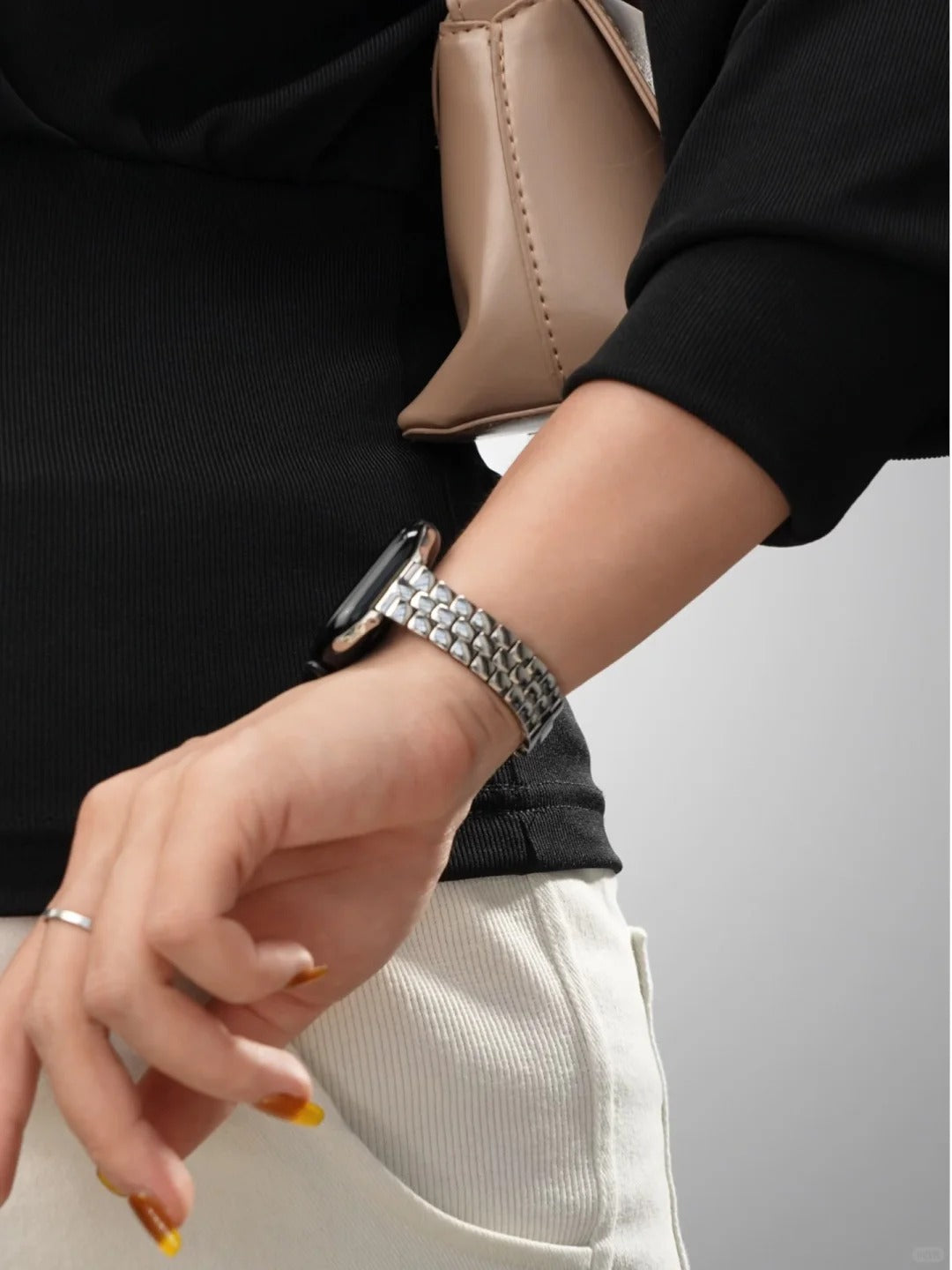 Sleek Rounded-Link Metal Bracelet