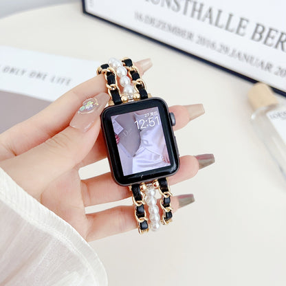 Elegant Pearl & Metal Link Bracelet