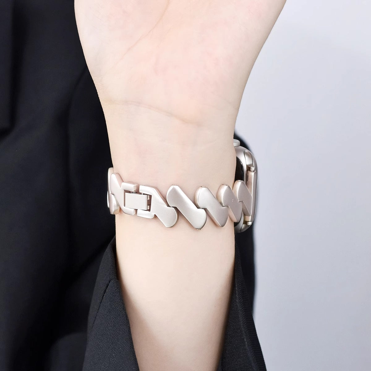Drama Premium Stainless Steel Apple Watch Band