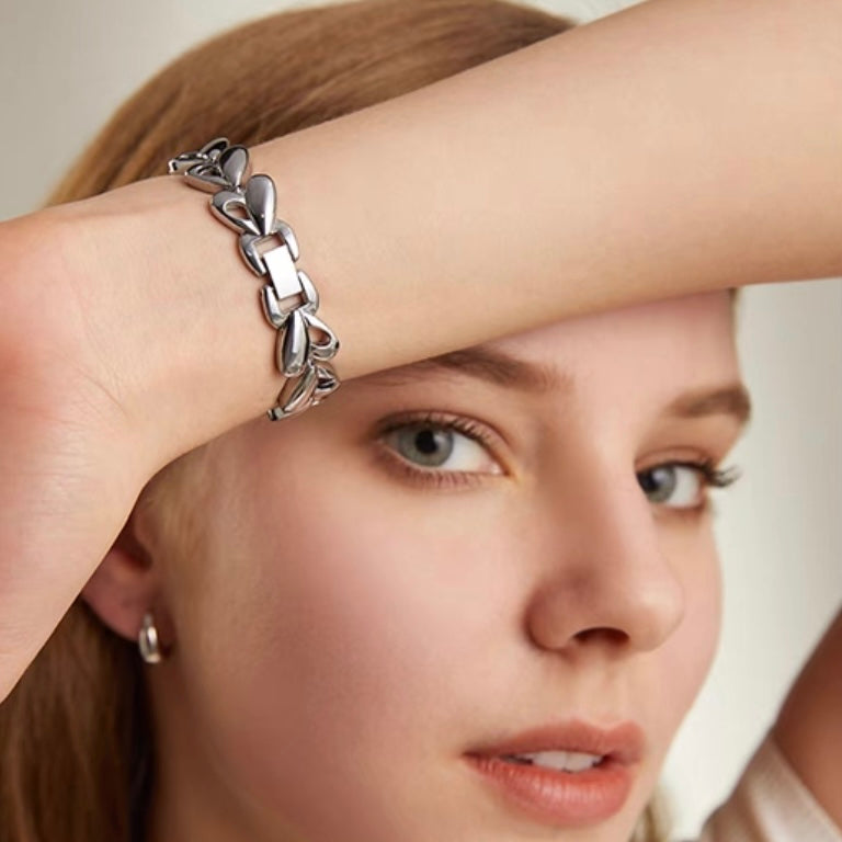 Elegant Polished Love Band for Apple Watch