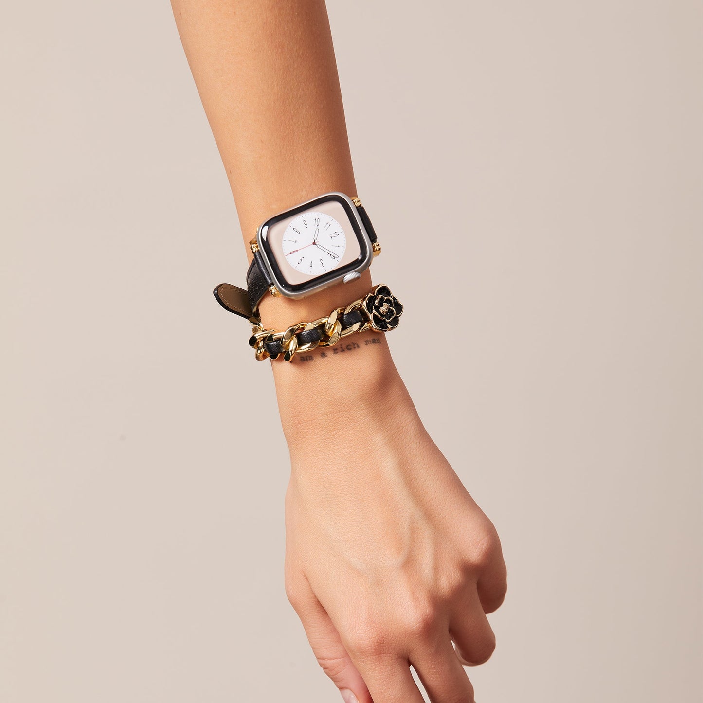 Floral Double-Layered Apple Watch Bracelet – Elegant, Chic Floral Band