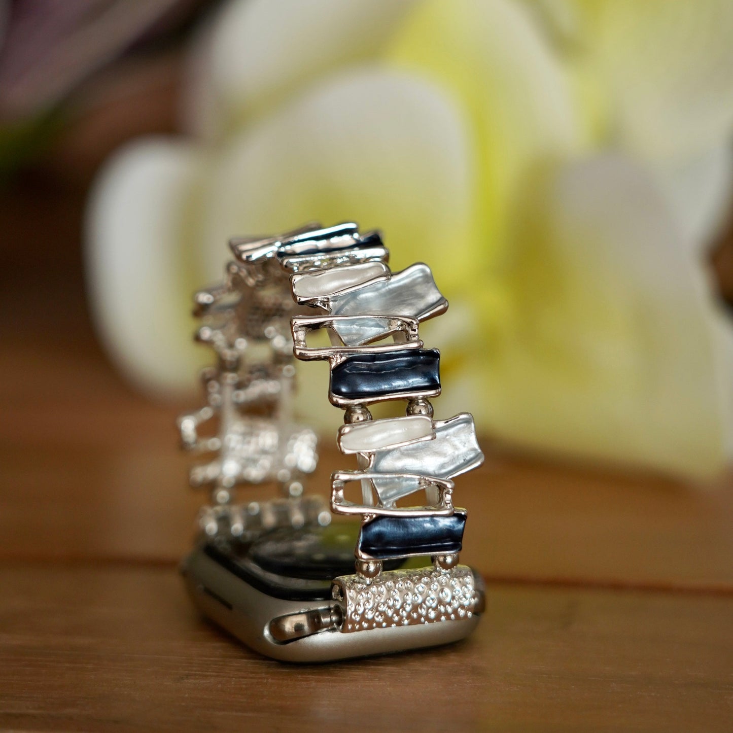 Geometric Bangle Bracelet for Apple Watch