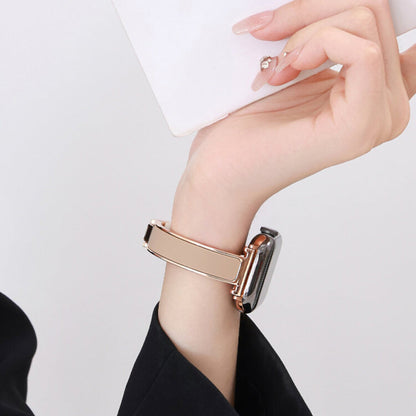 Crescent-Style Metal Bracelet for Apple Watch
